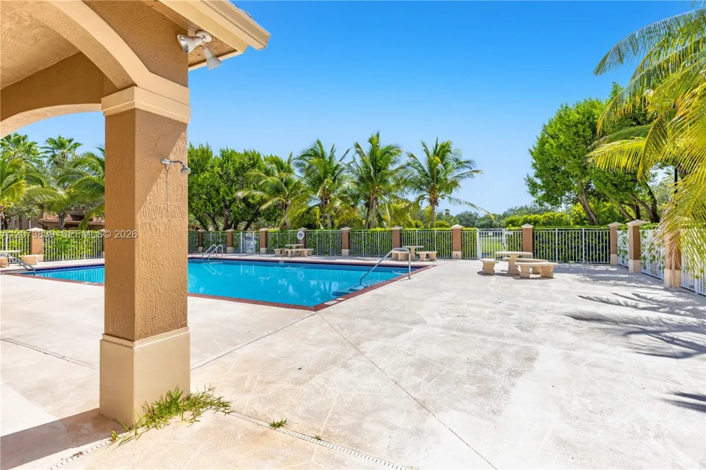 8549 SW 214th Ln Cutler Bay, FL 33189
