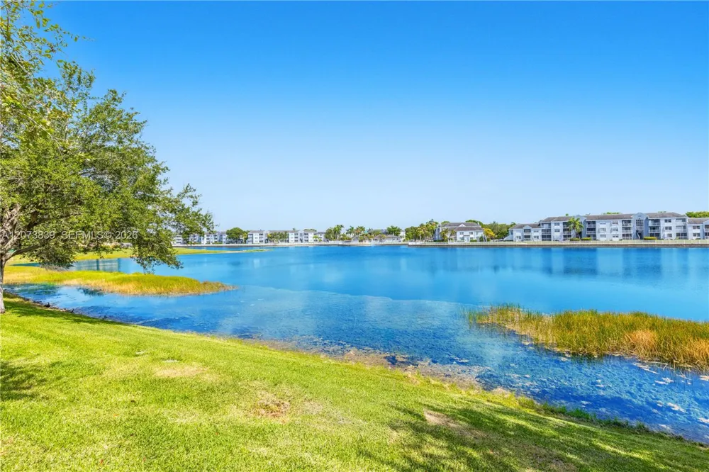 8549 SW 214th Ln Cutler Bay, FL 33189