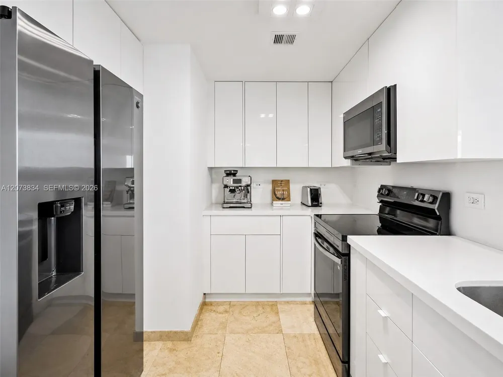 350 S Miami Ave #2304 Miami, FL 33130