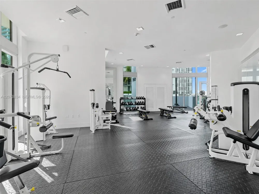 350 S Miami Ave #2304 Miami, FL 33130