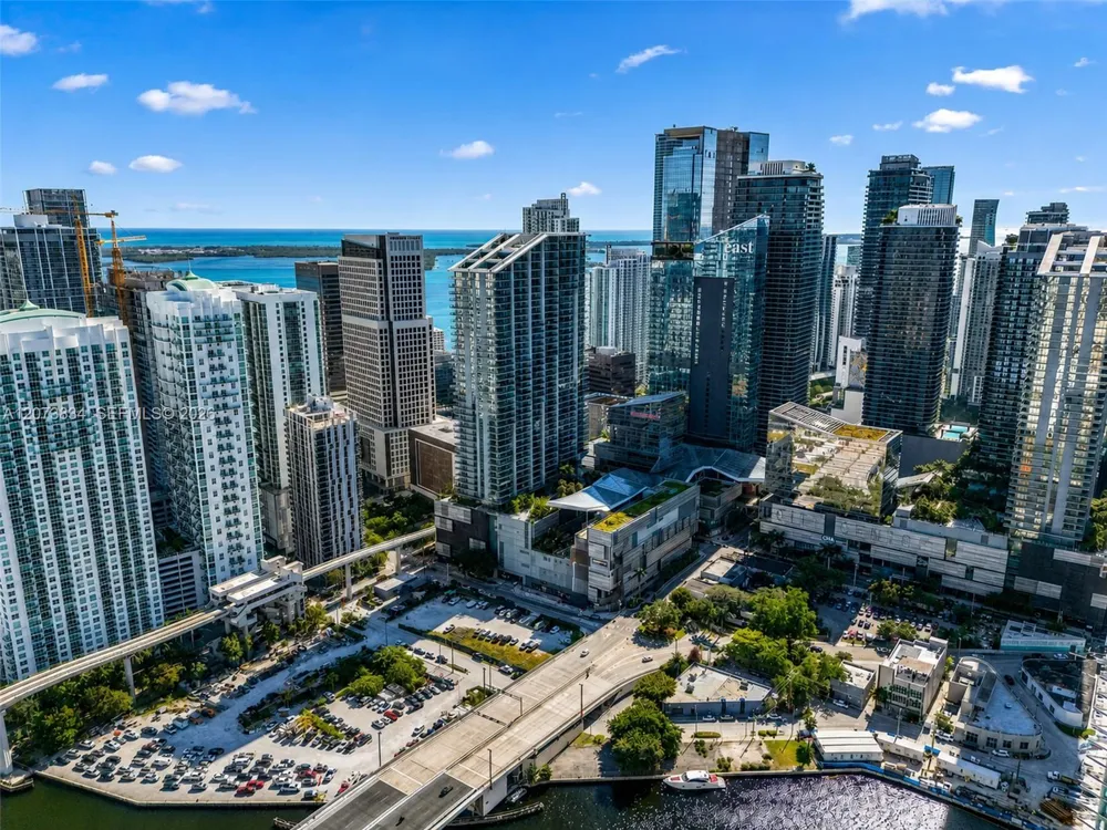 350 S Miami Ave #2304 Miami, FL 33130