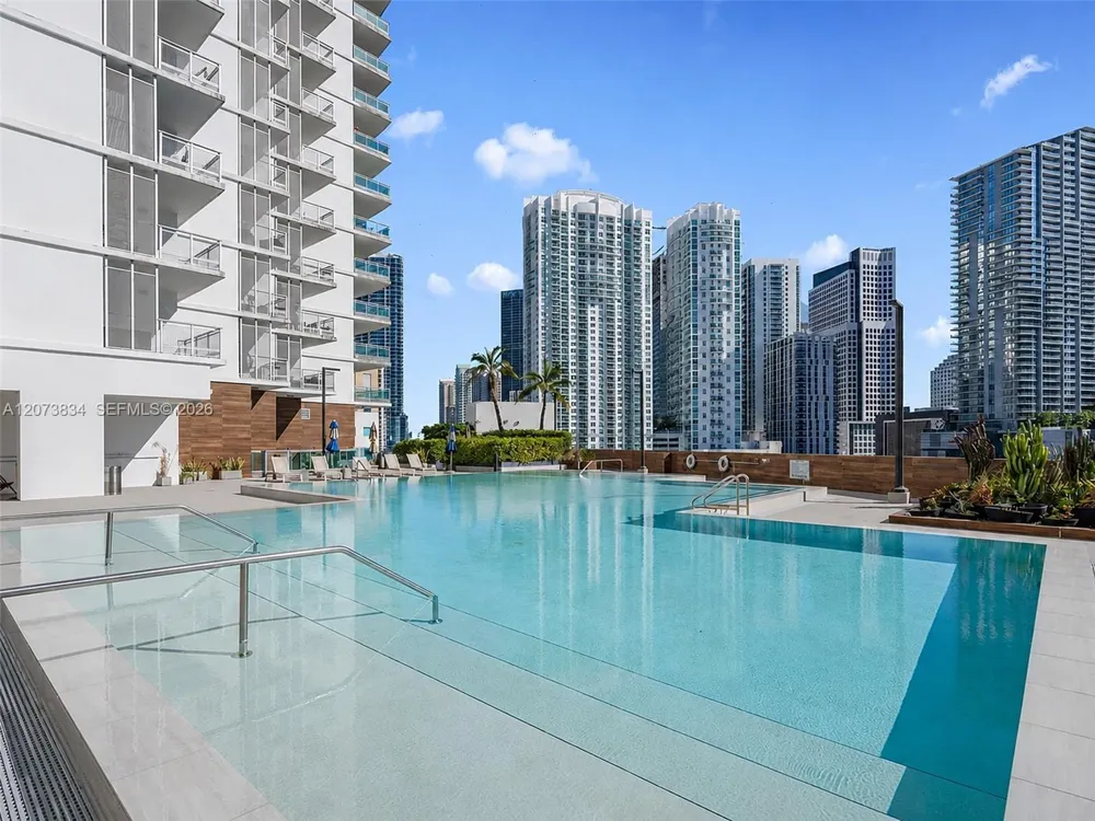 350 S Miami Ave #2304 Miami, FL 33130
