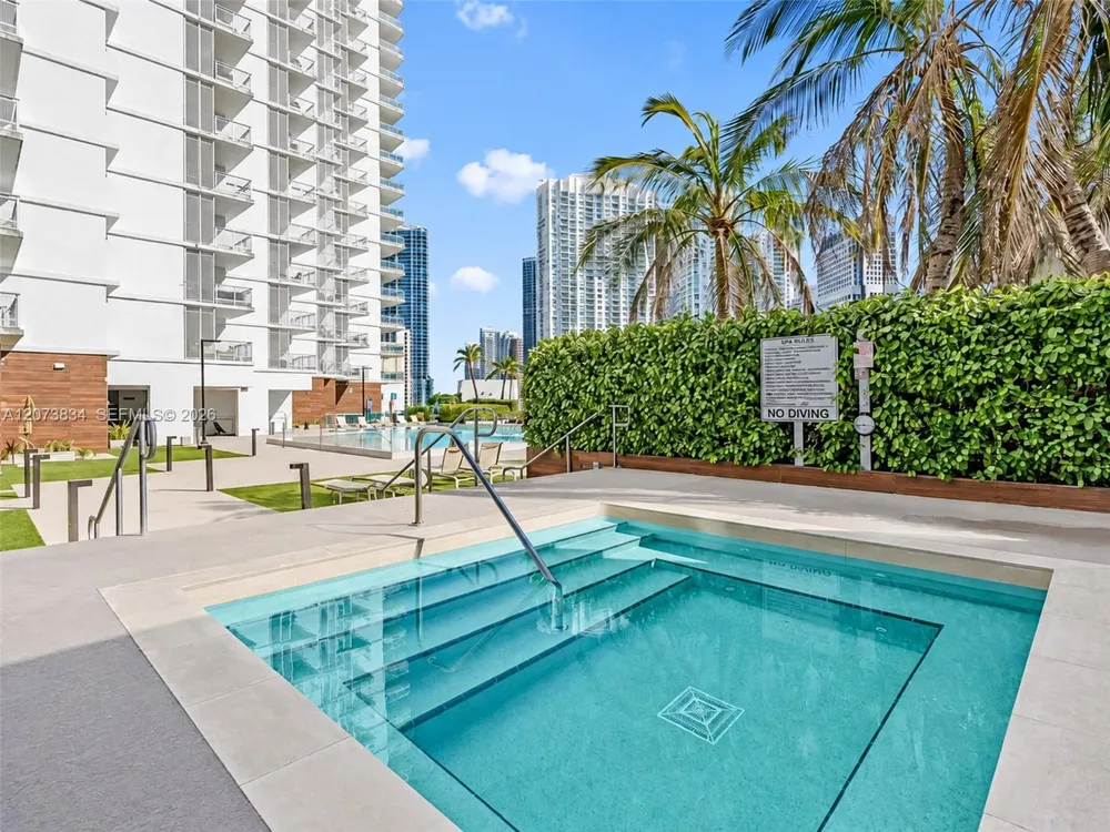 350 S Miami Ave #2304 Miami, FL 33130