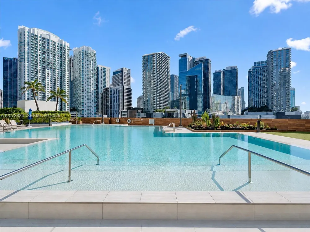 350 S Miami Ave #2304 Miami, FL 33130