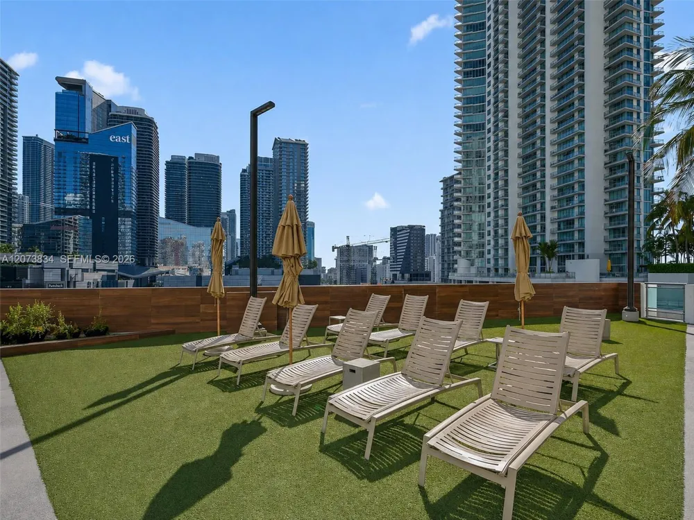 350 S Miami Ave #2304 Miami, FL 33130