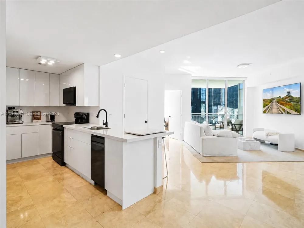 350 S Miami Ave #2304 Miami, FL 33130