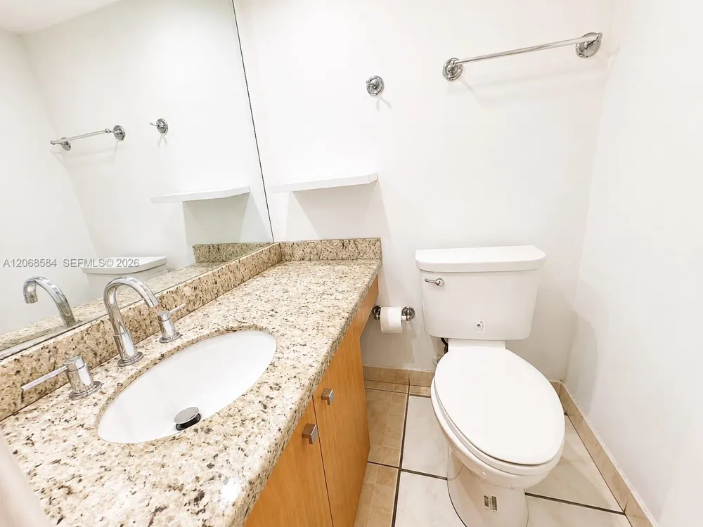 250 174th St #1615 Sunny Isles Beach, FL 33160