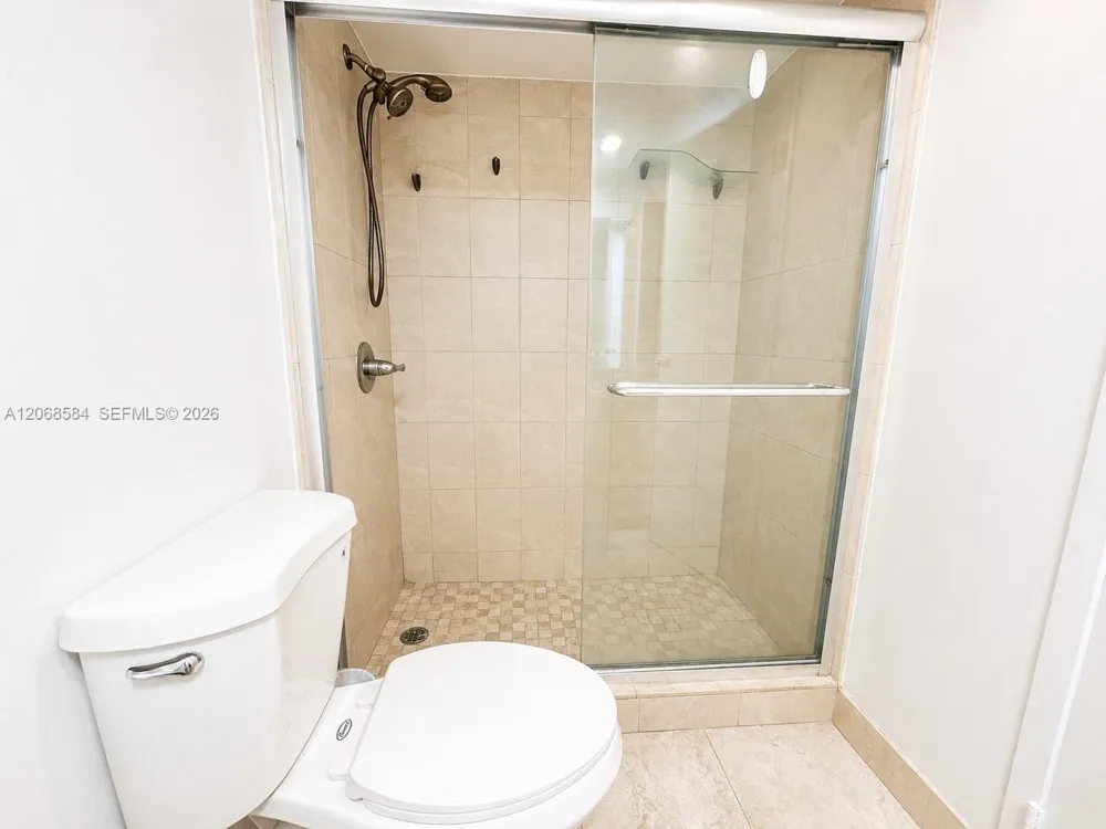 250 174th St #1615 Sunny Isles Beach, FL 33160