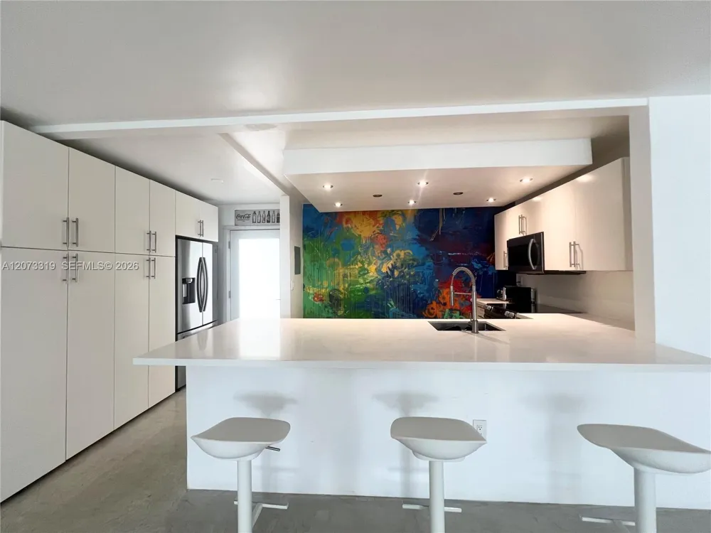1666 West Ave #307 Miami Beach, FL 33139