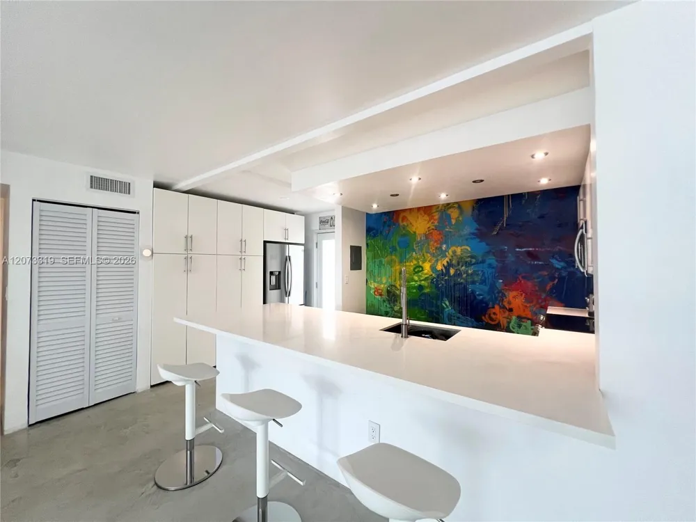 1666 West Ave #307 Miami Beach, FL 33139