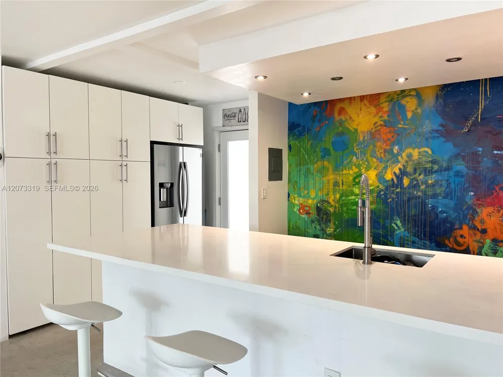 1666 West Ave #307 Miami Beach, FL 33139