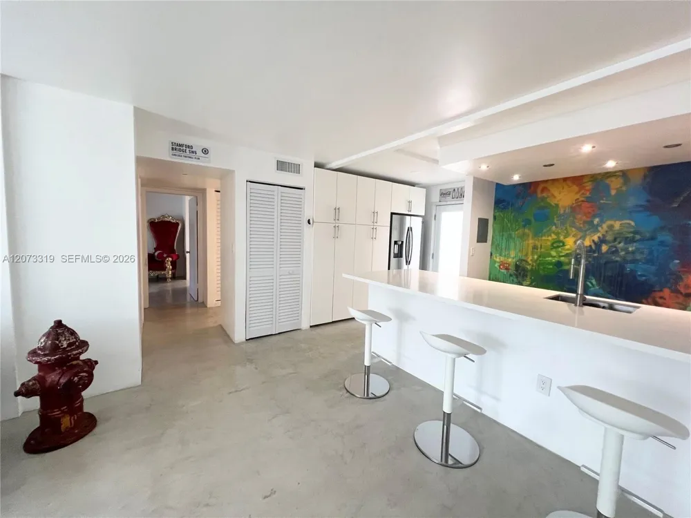 1666 West Ave #307 Miami Beach, FL 33139