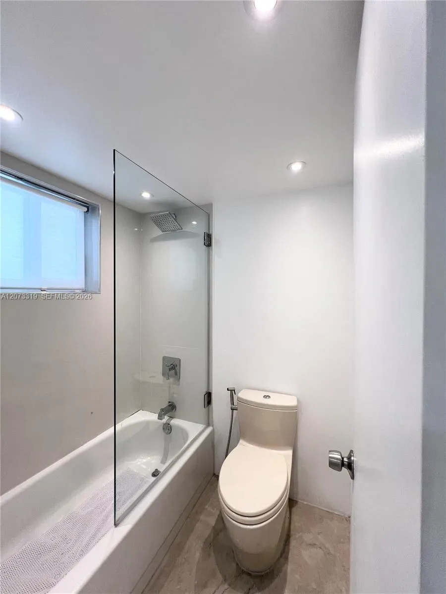 1666 West Ave #307 Miami Beach, FL 33139