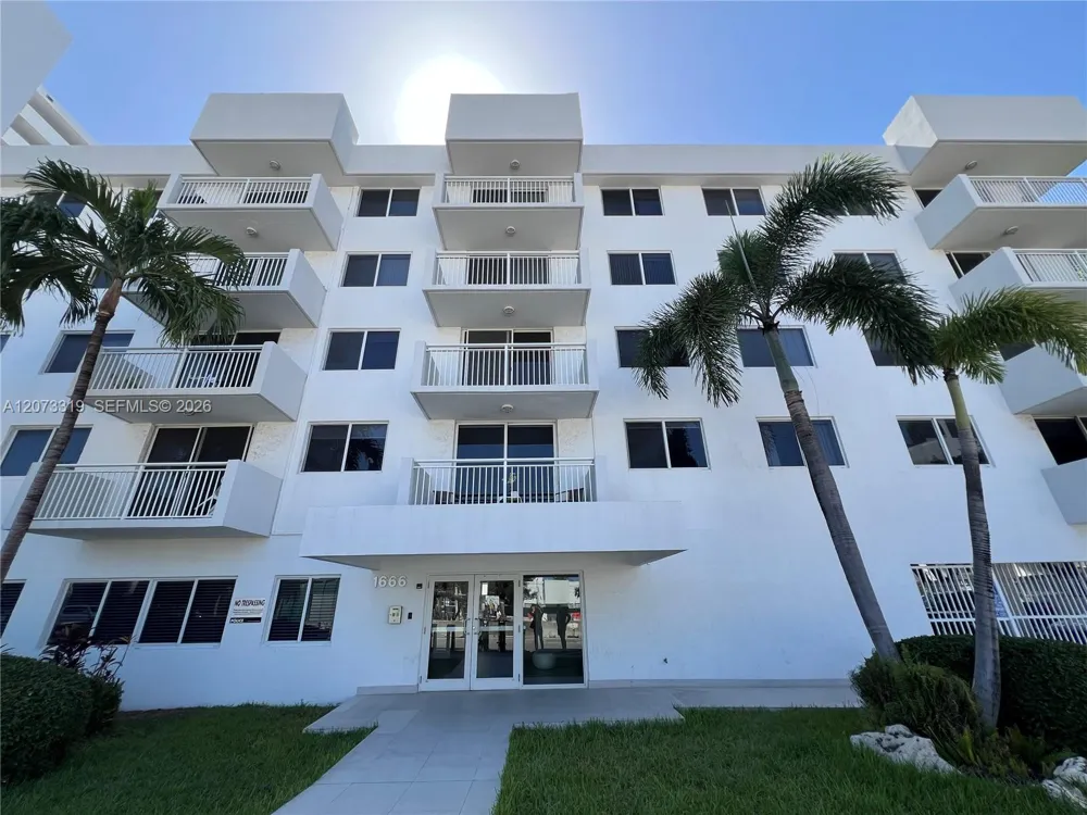 1666 West Ave #307 Miami Beach, FL 33139