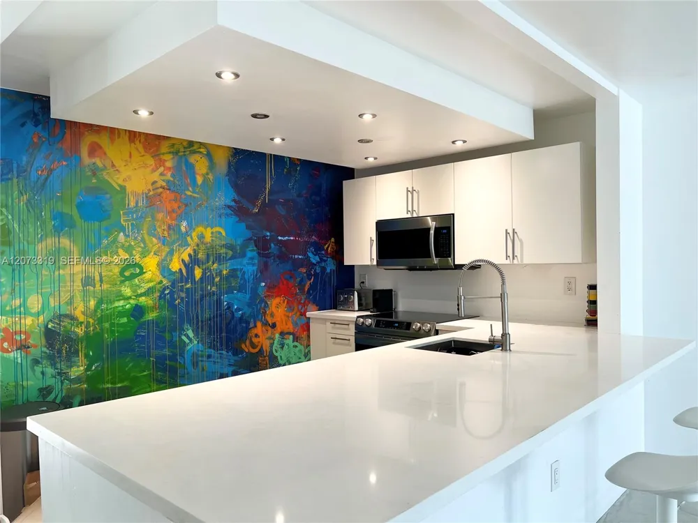 1666 West Ave #307 Miami Beach, FL 33139