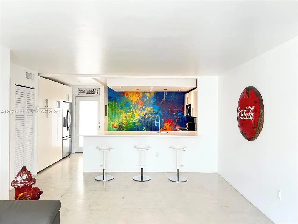 1666 West Ave #307 Miami Beach, FL 33139