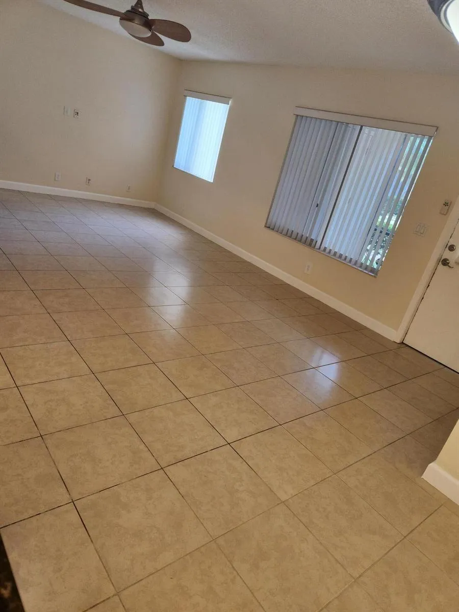 4731 Sable Pine Circle #B1 West Palm Beach, FL 33417