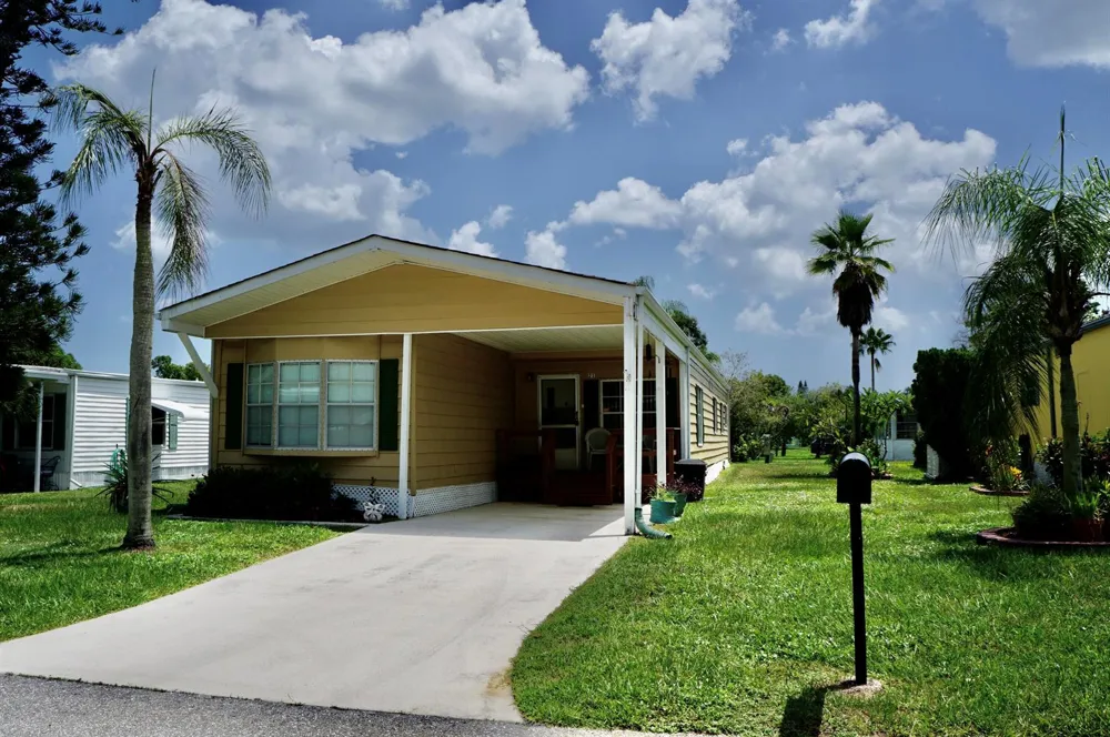 21 SE Iberian Lane Port St. Lucie, FL 34952