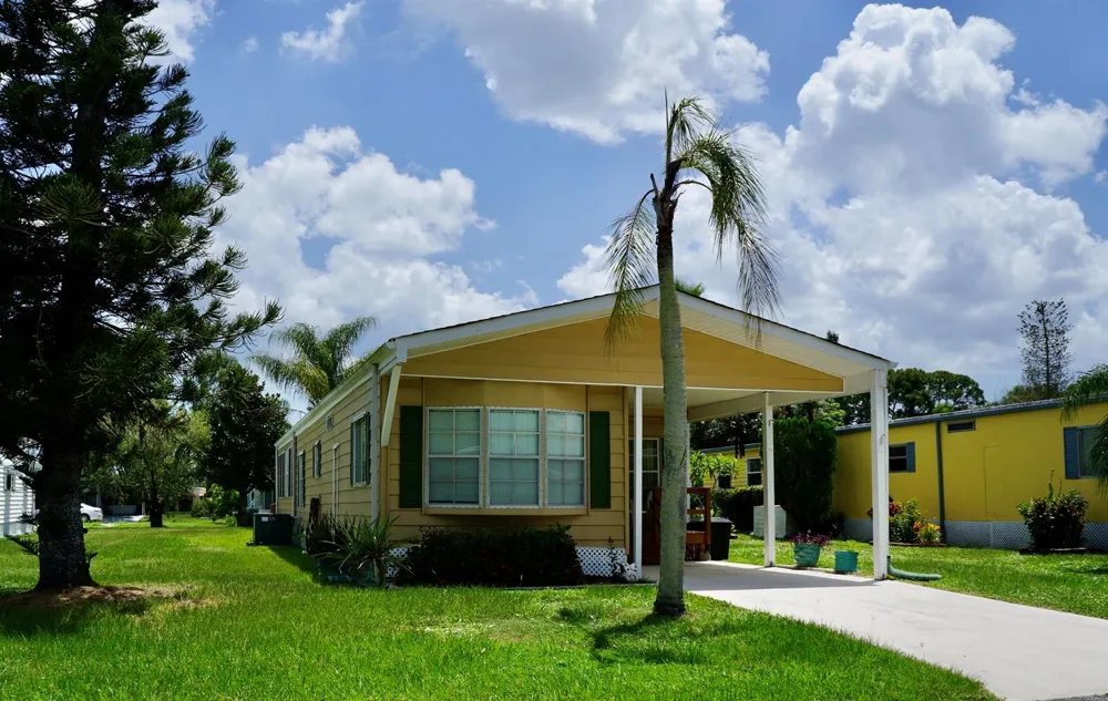 21 SE Iberian Lane Port St. Lucie, FL 34952