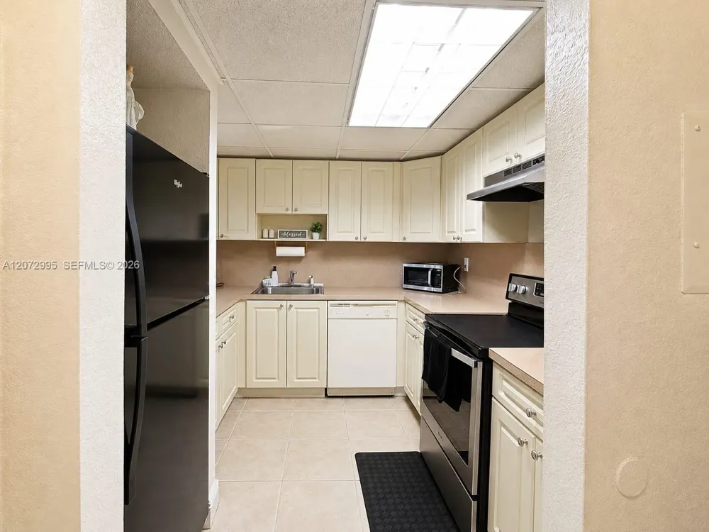 6980 NW 186th St #3-117 Hialeah, FL 33015