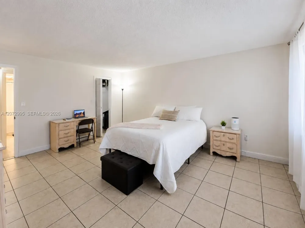 6980 NW 186th St #3-117 Hialeah, FL 33015