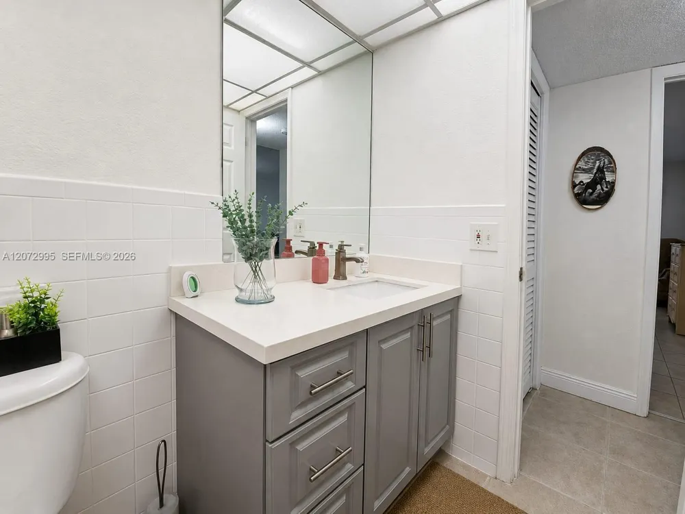 6980 NW 186th St #3-117 Hialeah, FL 33015
