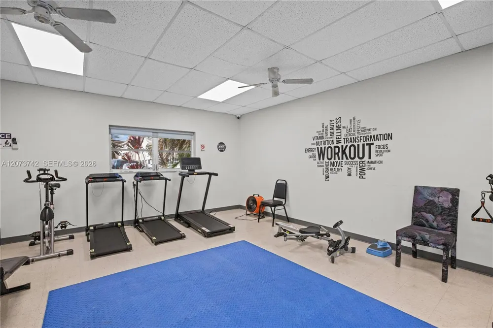 5300 Washington St #E209 Hollywood, FL 33021