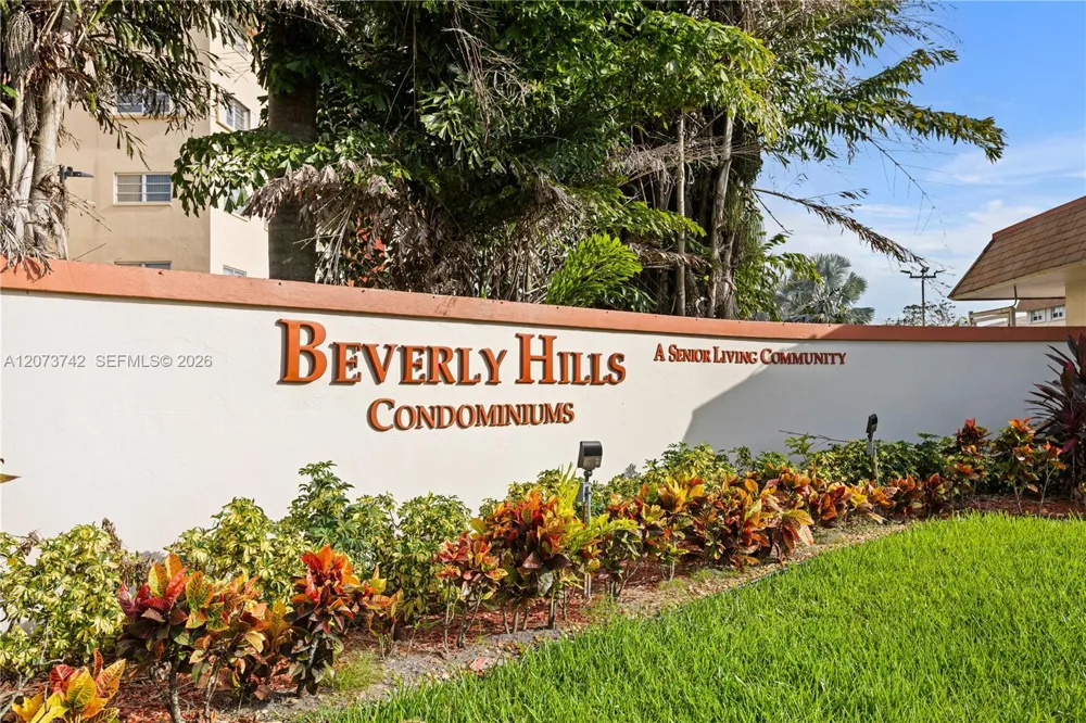 5300 Washington St #E209 Hollywood, FL 33021