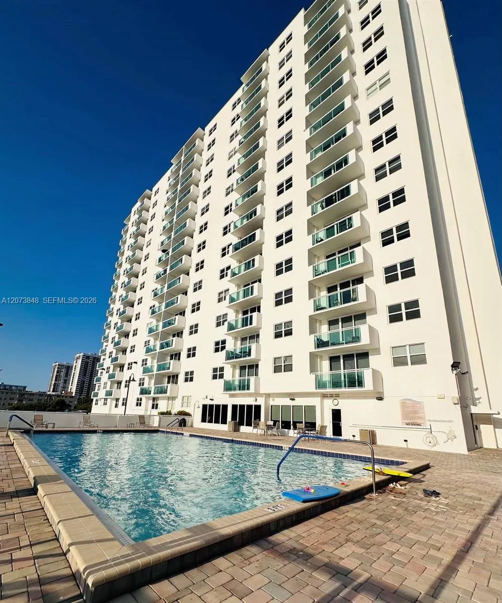 3000 S Ocean Dr #1218 Hollywood, FL 33019
