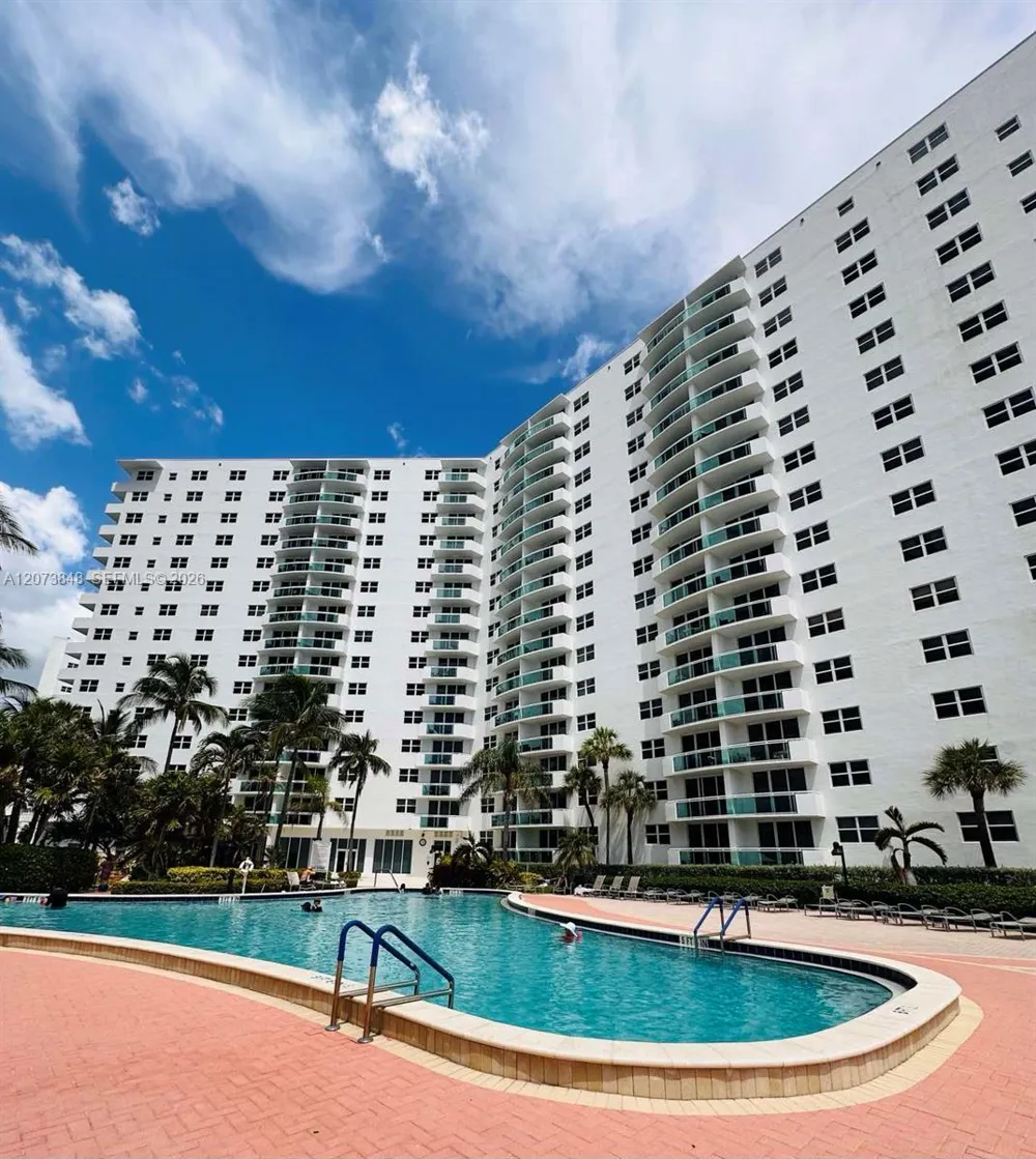 3000 S Ocean Dr #1218 Hollywood, FL 33019