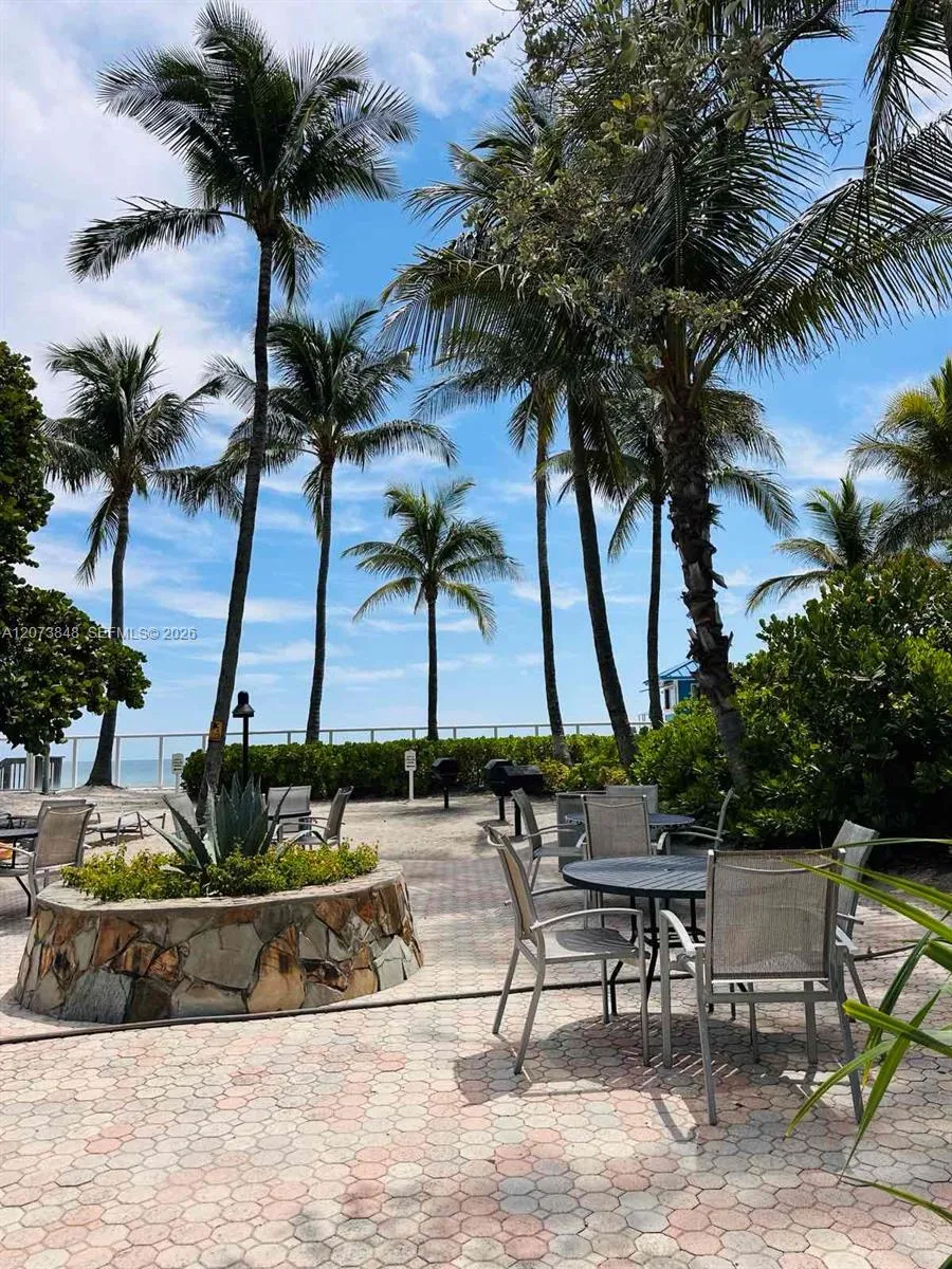 3000 S Ocean Dr #1218 Hollywood, FL 33019