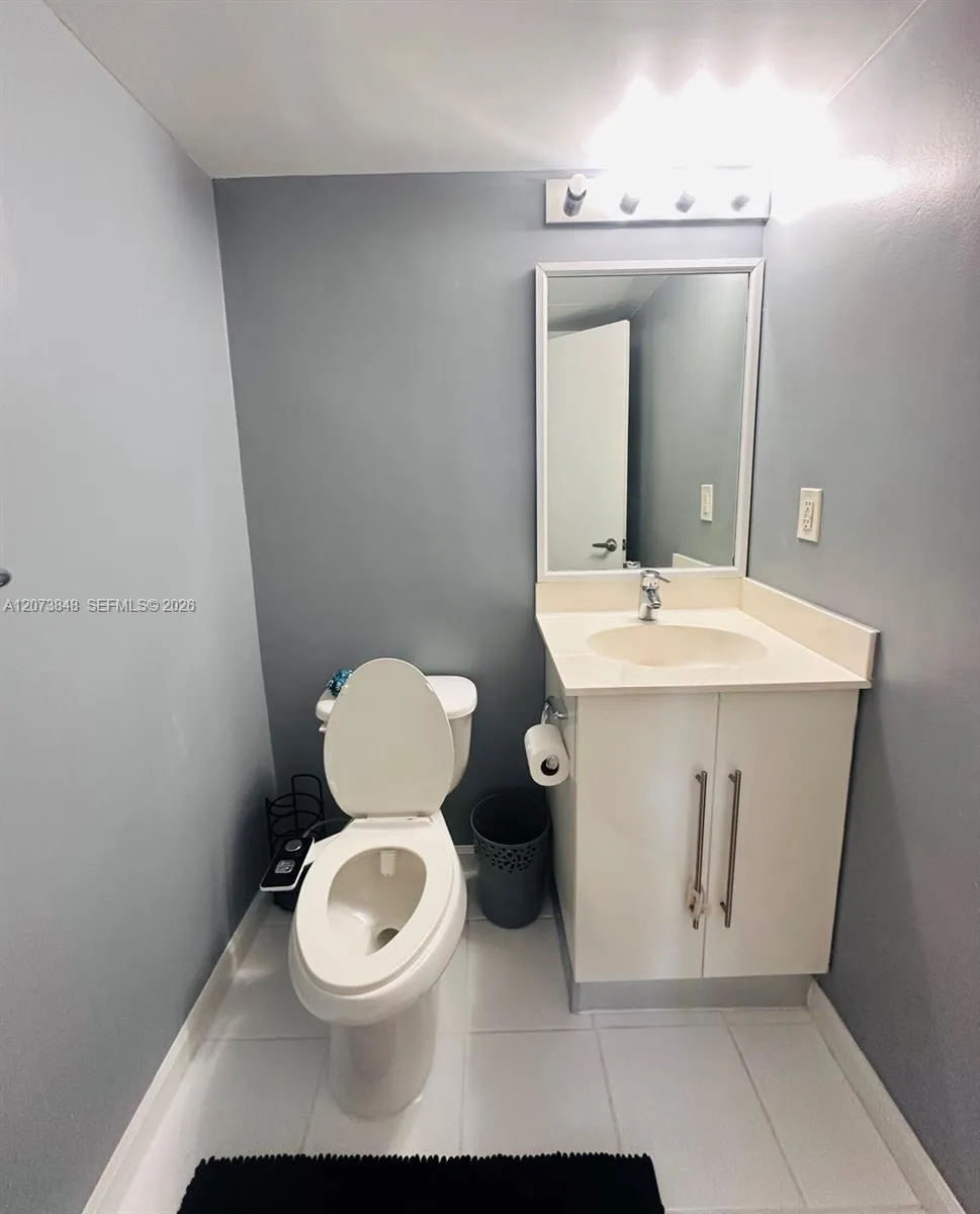3000 S Ocean Dr #1218 Hollywood, FL 33019