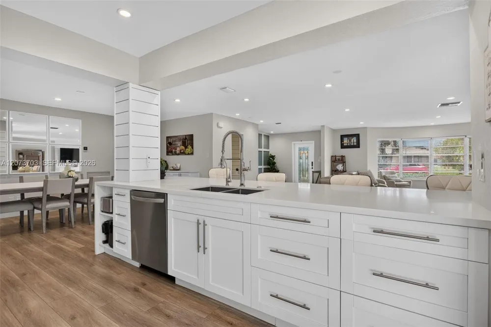 3200 NW 114th Ter Coral Springs, FL 33065