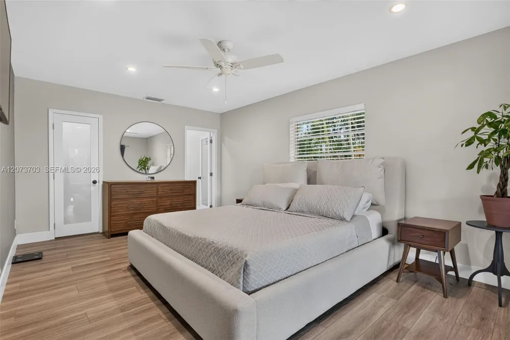 3200 NW 114th Ter Coral Springs, FL 33065