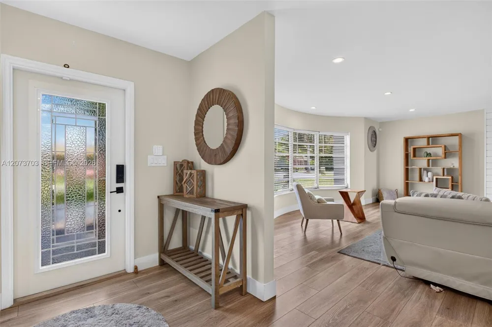 3200 NW 114th Ter Coral Springs, FL 33065