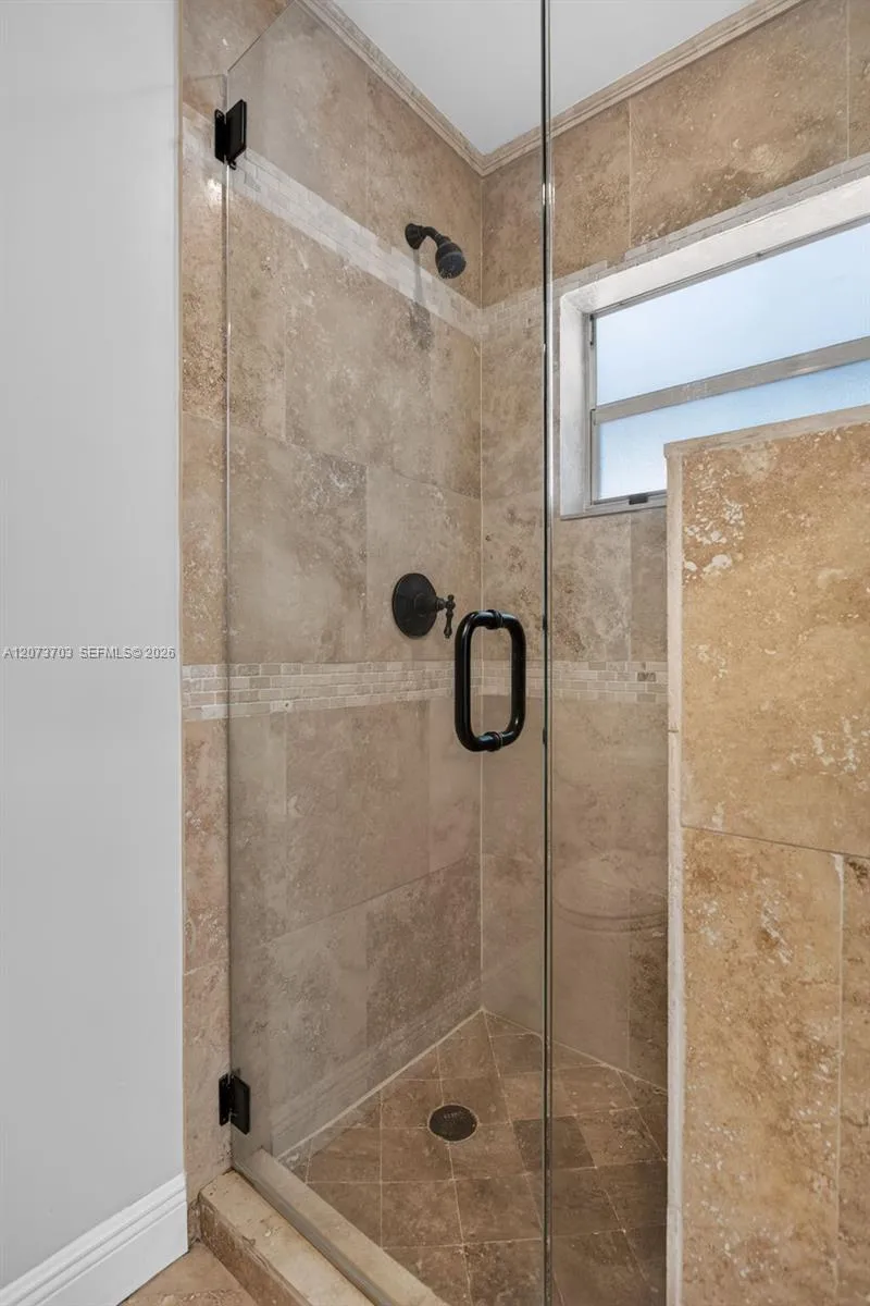 3200 NW 114th Ter Coral Springs, FL 33065