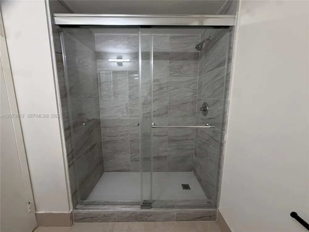 16851 NE 23rd Ave #B214 North Miami Beach, FL 33160