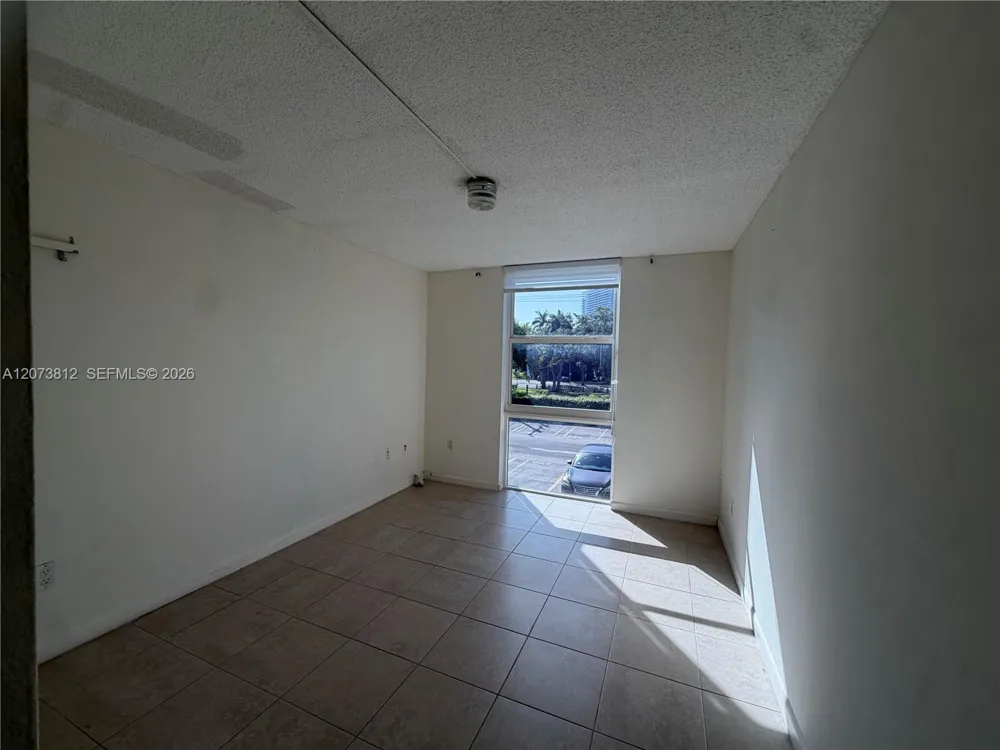 16851 NE 23rd Ave #B214 North Miami Beach, FL 33160