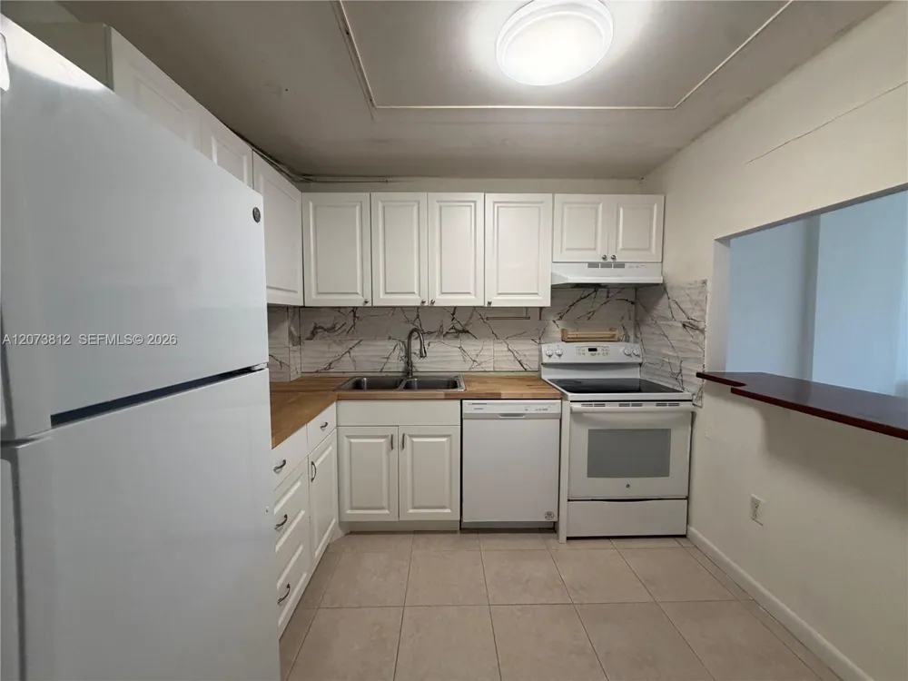 16851 NE 23rd Ave #B214 North Miami Beach, FL 33160
