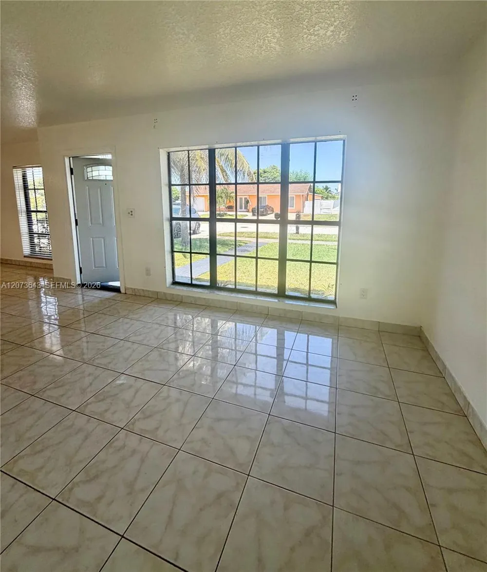 11030 SW 153rd St Miami, FL 33157
