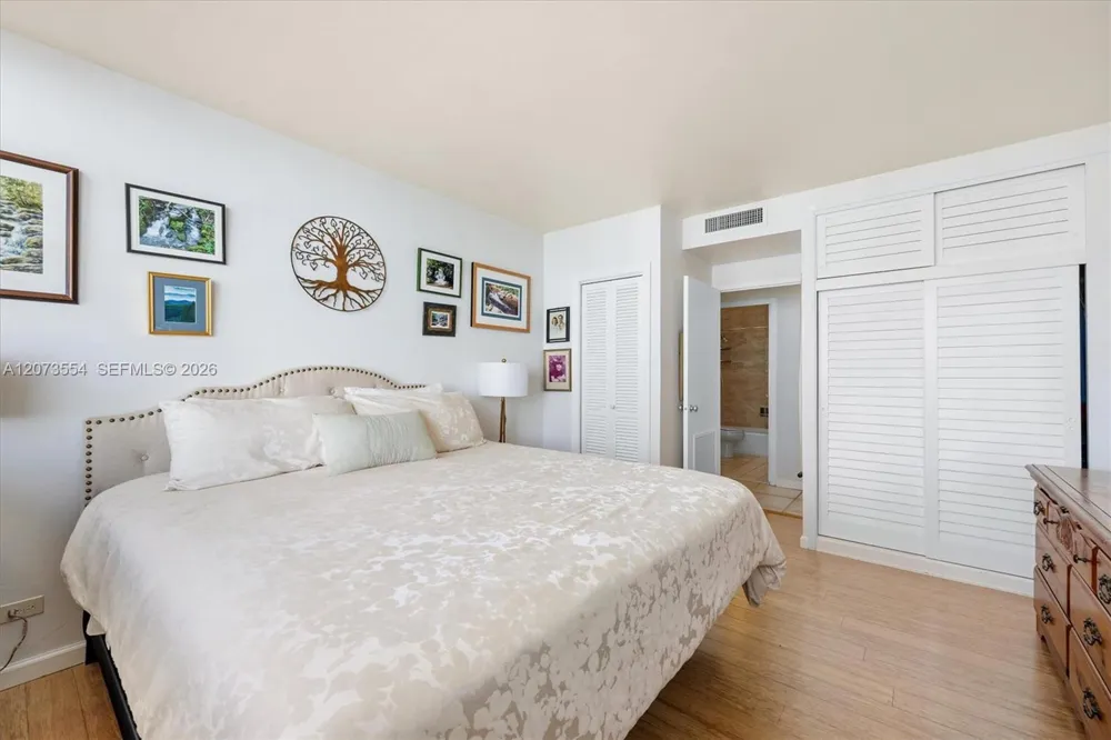 1408 Brickell Bay Dr #706 Miami, FL 33131