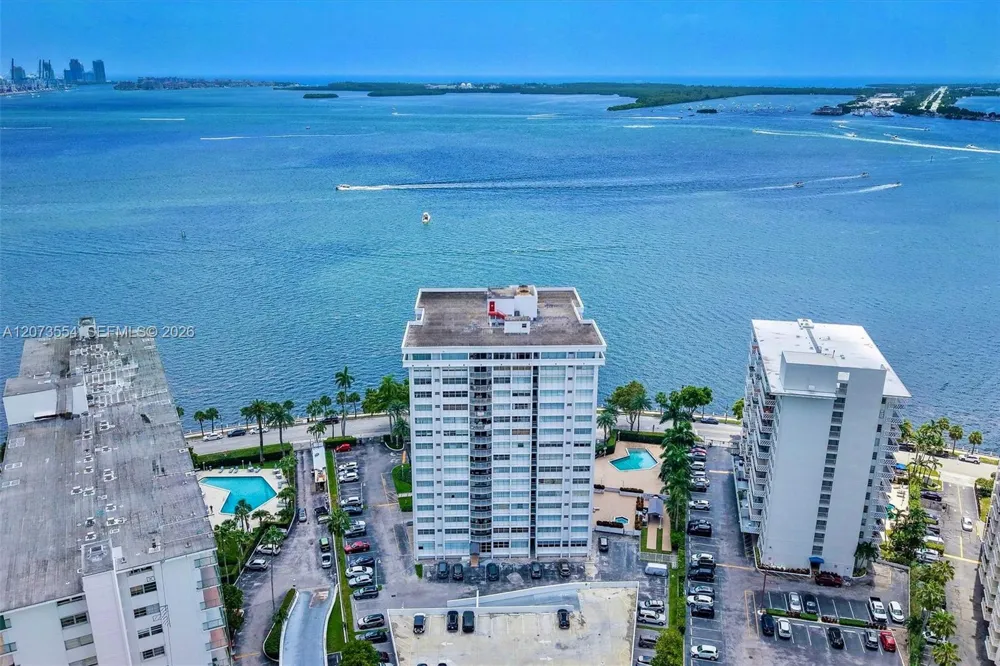 1408 Brickell Bay Dr #706 Miami, FL 33131