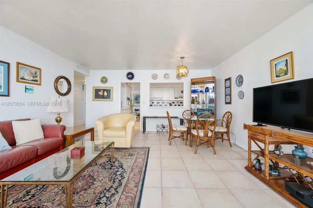 1408 Brickell Bay Dr #706 Miami, FL 33131