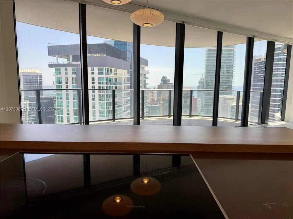 1000 Brickell Plz #4301 Miami, FL 33131