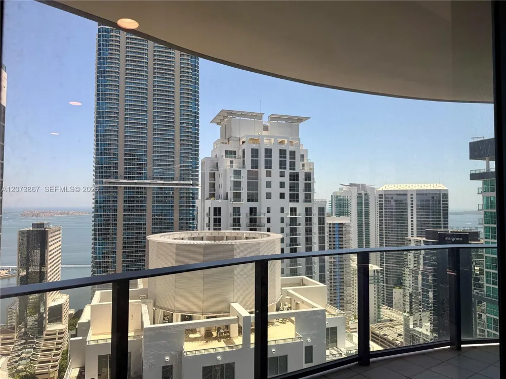 1000 Brickell Plz #4301 Miami, FL 33131
