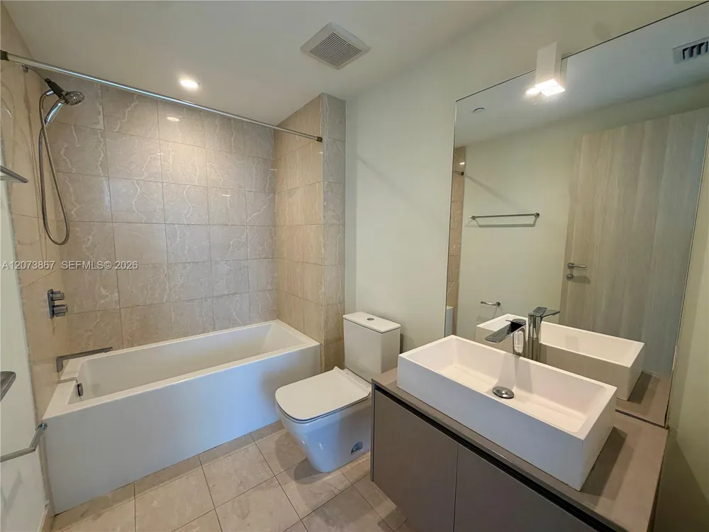 1000 Brickell Plz #4301 Miami, FL 33131