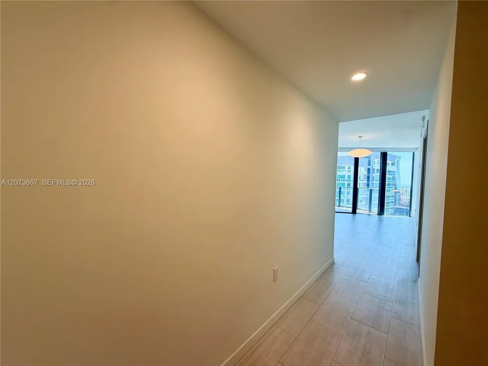 1000 Brickell Plz #4301 Miami, FL 33131