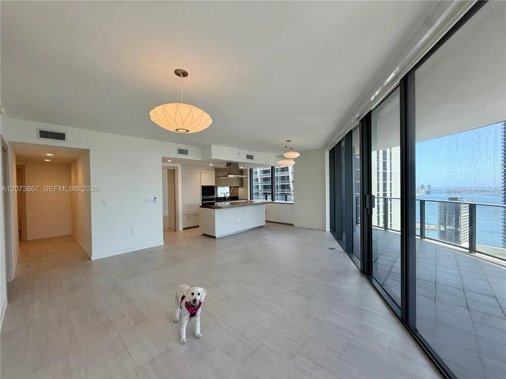 1000 Brickell Plz #4301 Miami, FL 33131