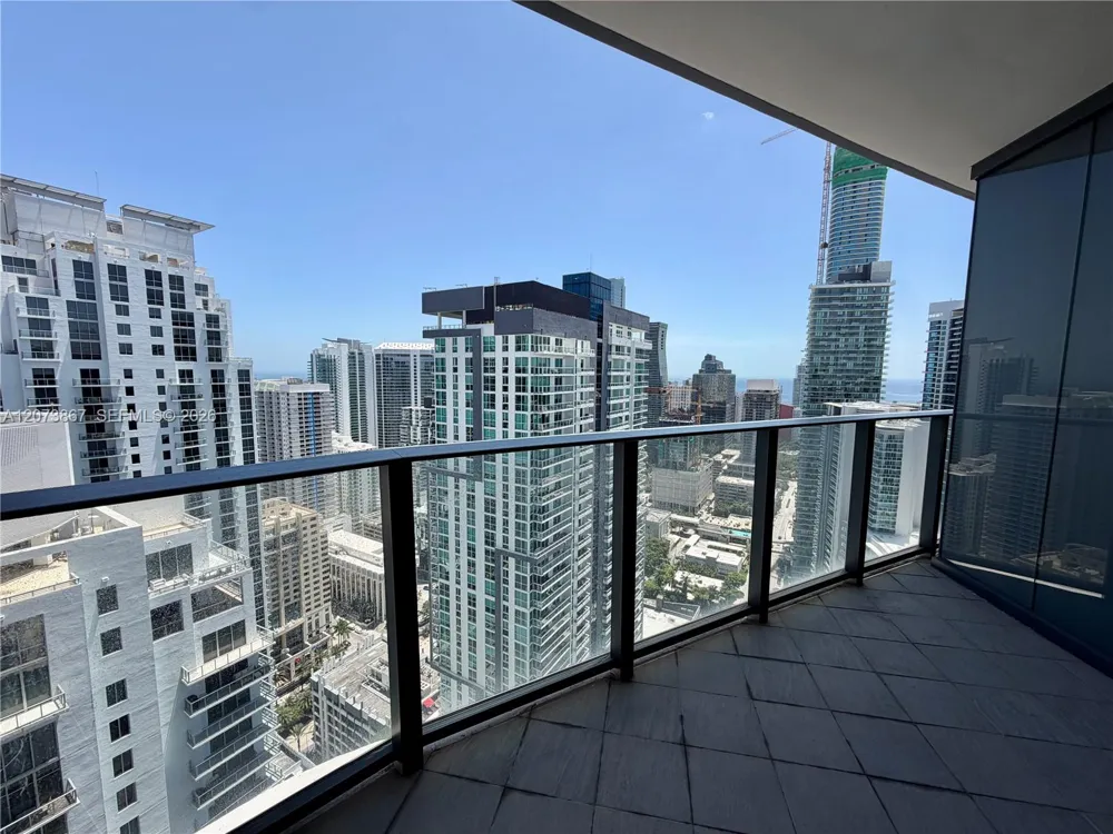 1000 Brickell Plz #4301 Miami, FL 33131
