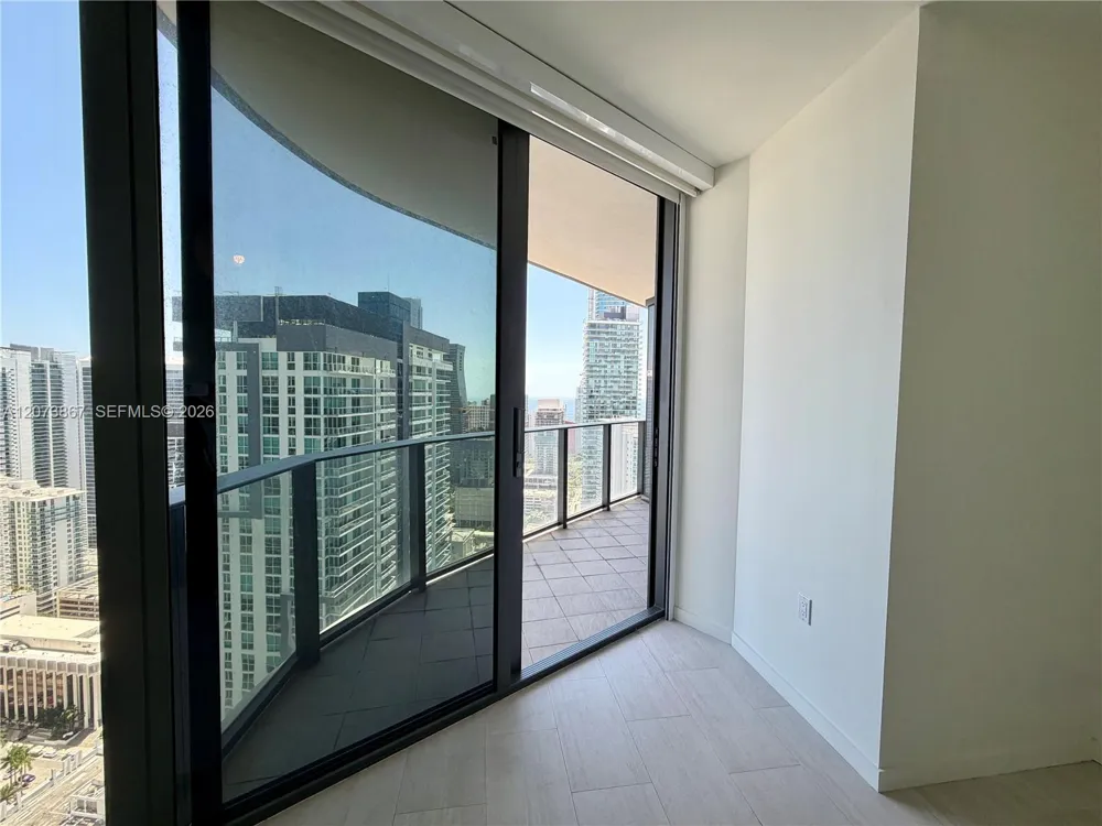 1000 Brickell Plz #4301 Miami, FL 33131